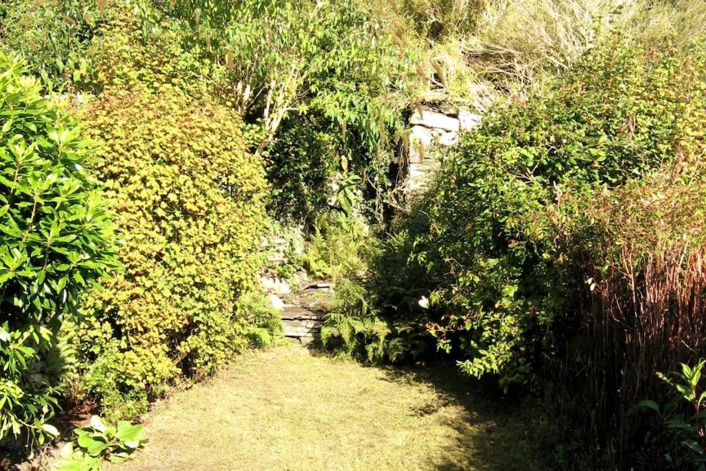 Welsh Holiday Home Sleeps 5 Close To Beaches & Mountains Nantlle Экстерьер фото