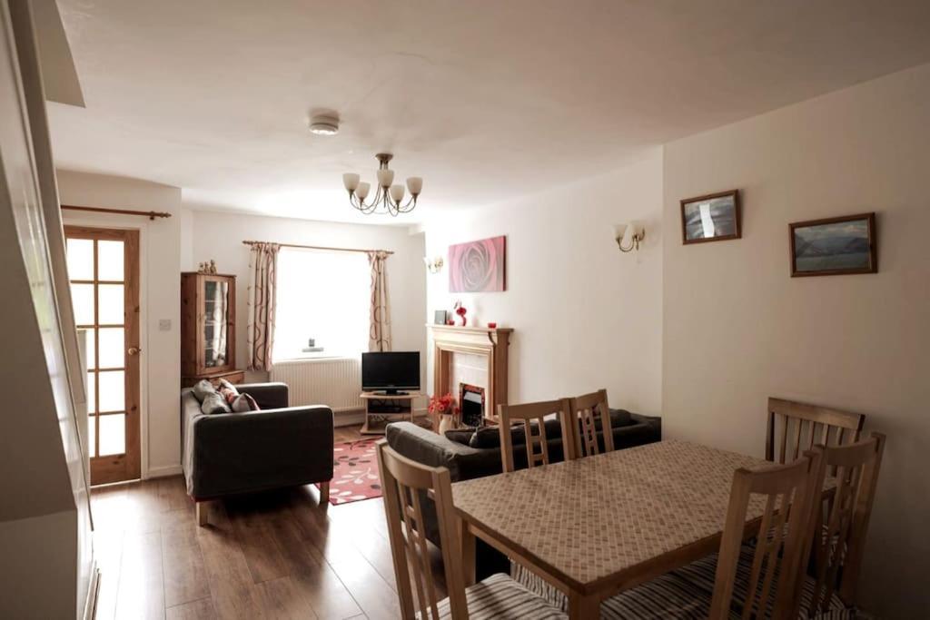 Welsh Holiday Home Sleeps 5 Close To Beaches & Mountains Nantlle Экстерьер фото