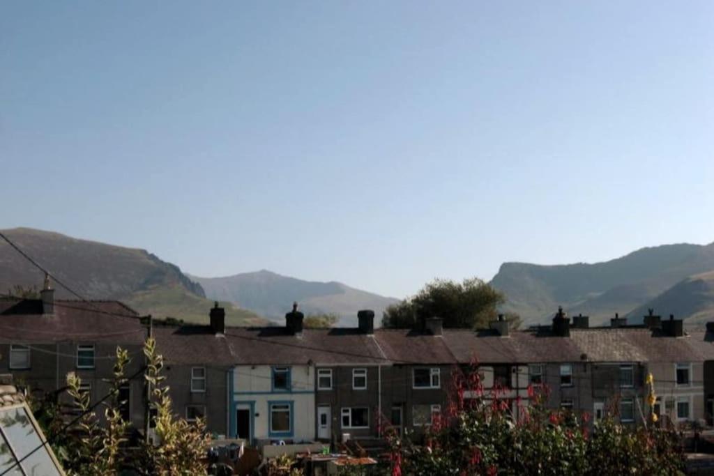Welsh Holiday Home Sleeps 5 Close To Beaches & Mountains Nantlle Экстерьер фото